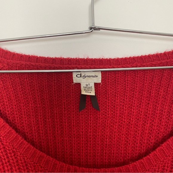 RED SWEATER - Picture 4 of 4